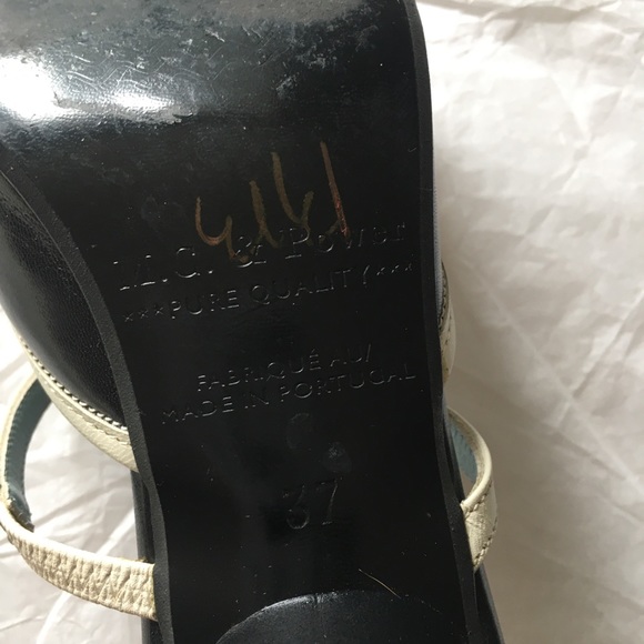 M.C. & Power | Vintage 90s Mules - Picture 3 of 9